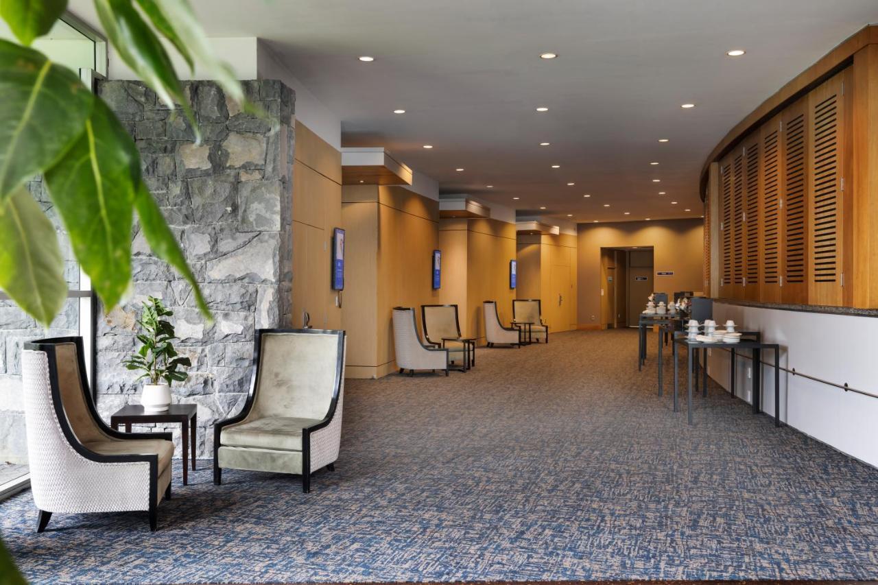 โนโวเทล โอ๊คแลนด์ เอลเลอร์สลี Hotel ภายนอก รูปภาพ