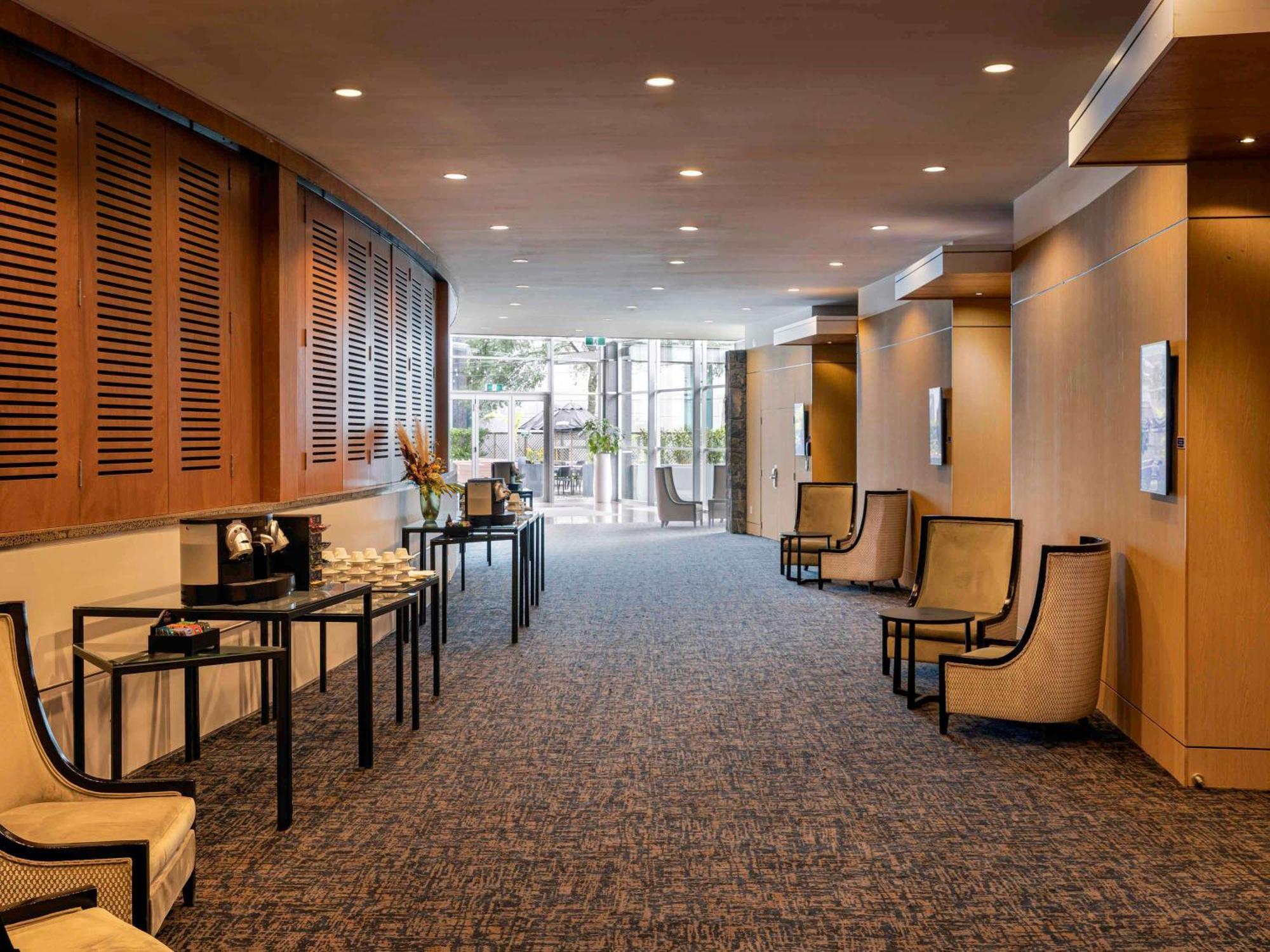 โนโวเทล โอ๊คแลนด์ เอลเลอร์สลี Hotel ภายนอก รูปภาพ